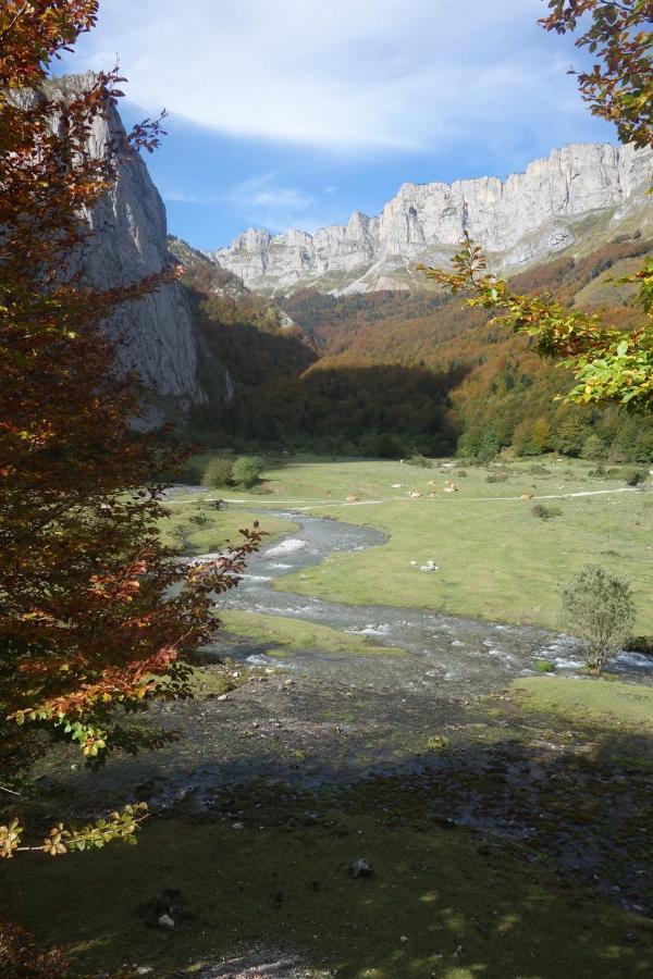 Gite Montagne Et Vie Bedous Exterior foto
